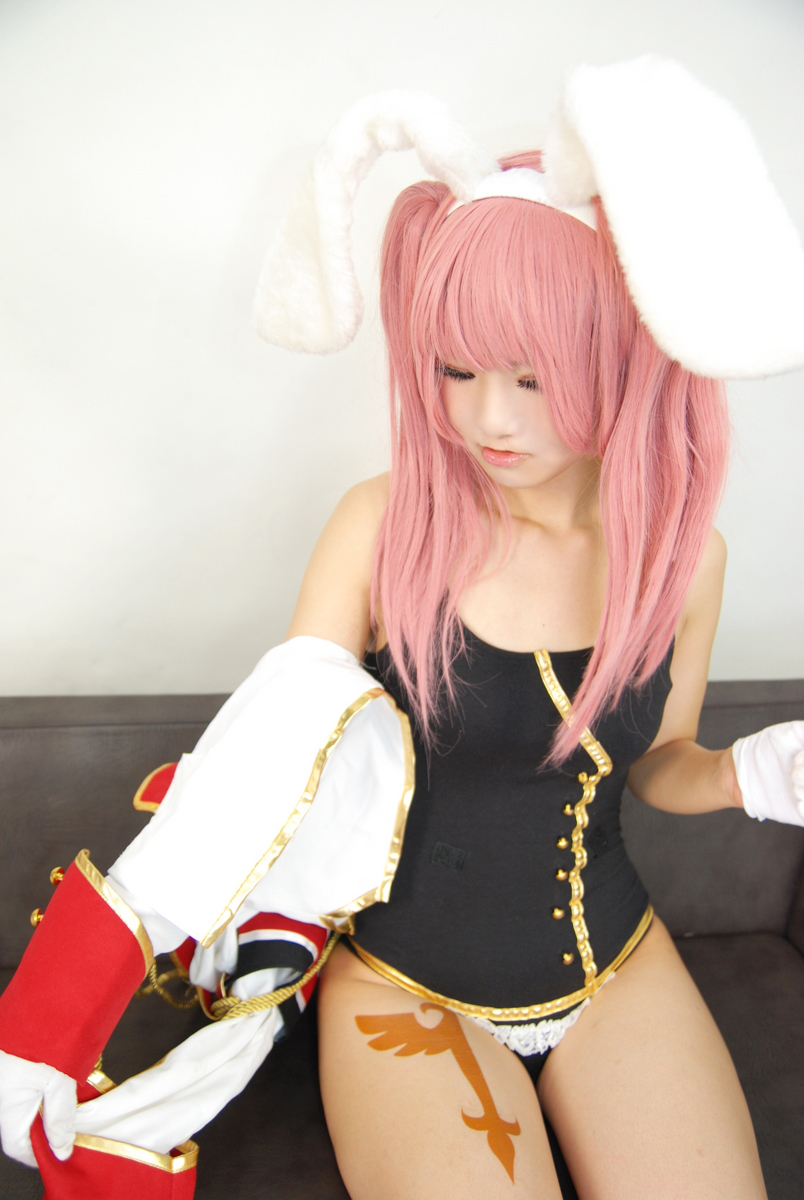 [Cosplay]  Umineko no Naku Koro ni - Sexy Cosplay